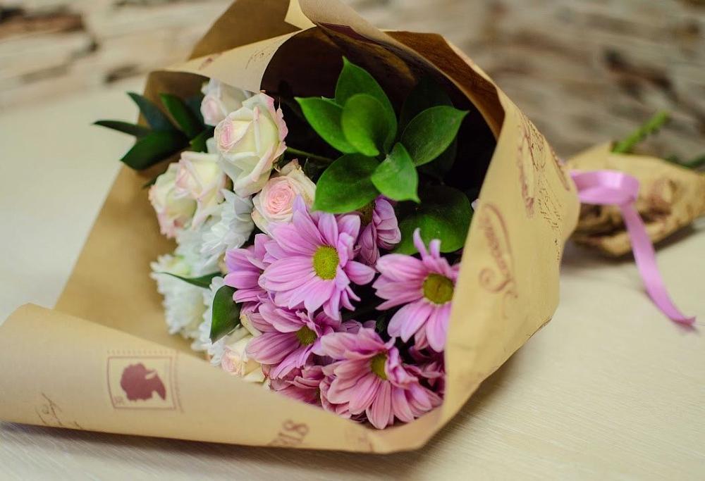 Букет цветов из: Розы и Хризантемы в Михайловка Башкортостан