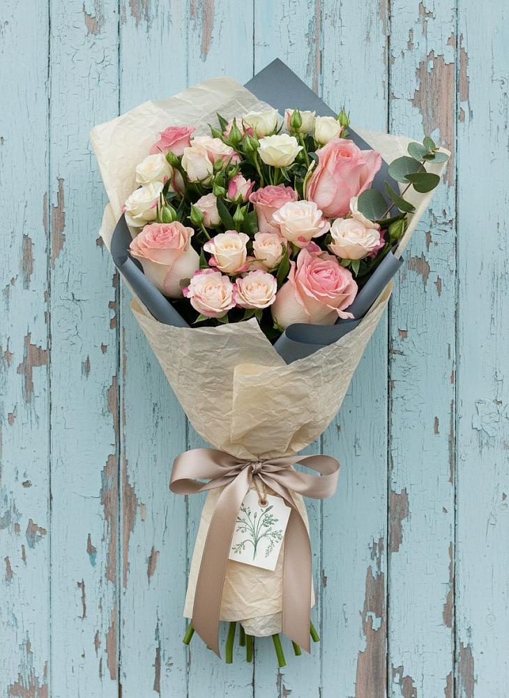 Букет цветов из: Розы в Михайловка Башкортостан