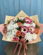 Букет цветов из:  Розы, Герберы и Хризантемы в Михайловка Башкортостан