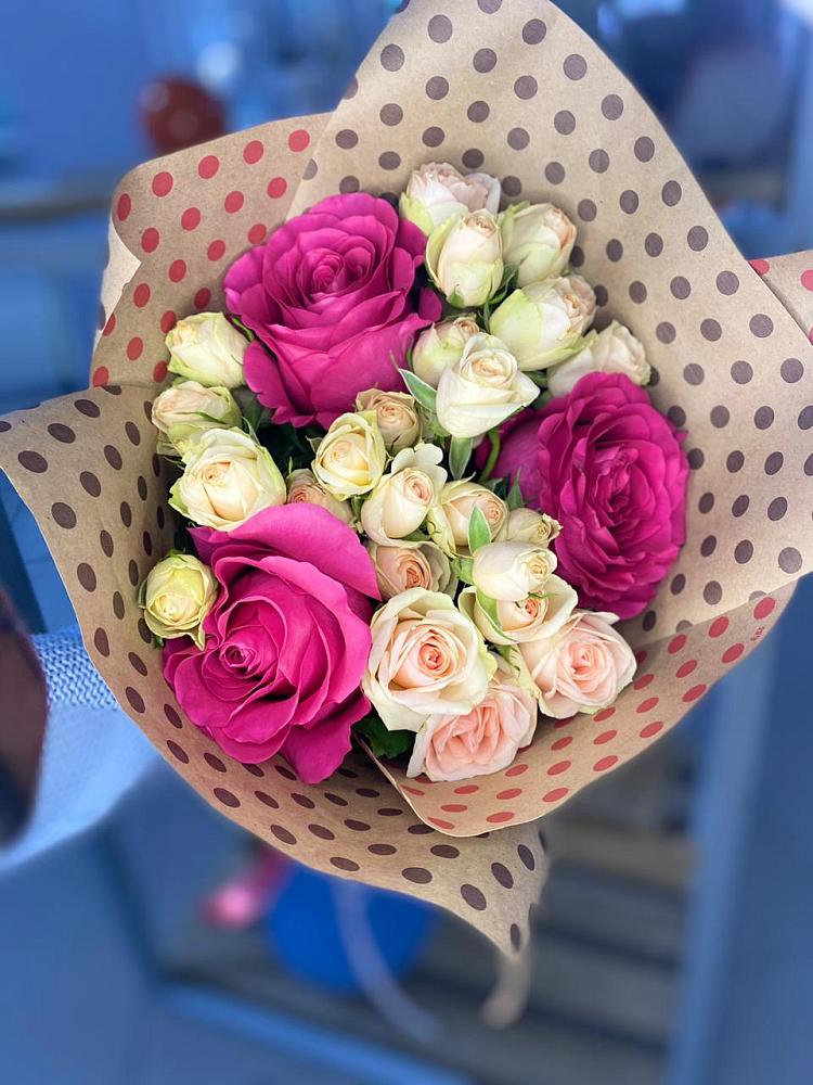 Букет цветов из: Розы в Михайловка Башкортостан