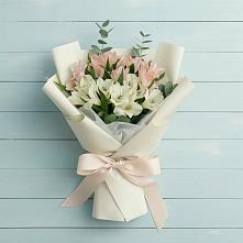 Букет цветов из:  Альстромерии в Михайловка Башкортостан