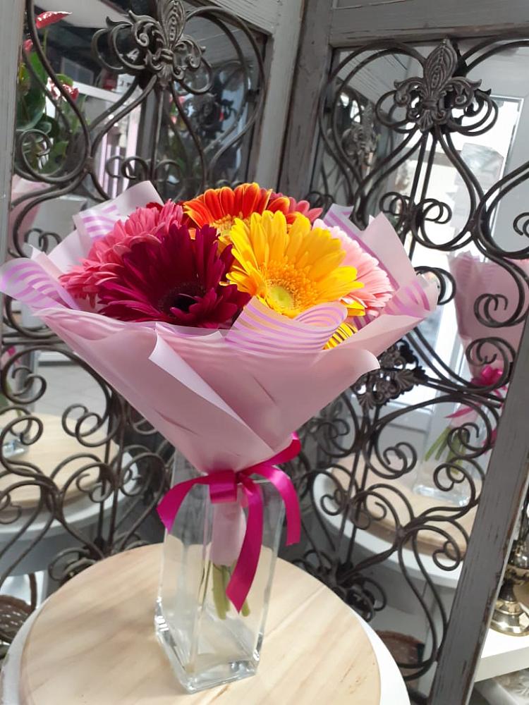 Букет цветов из: Герберы в Михайловка Башкортостан