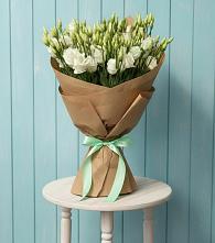 Букет цветов из:  Лизиантусы в Михайловка Башкортостан