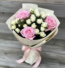 Букет цветов из:  Розы в Михайловка Башкортостан