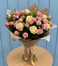 Букет цветов из:  Розы в Михайловка Башкортостан