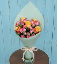 Букет цветов из:  Розы в Михайловка Башкортостан